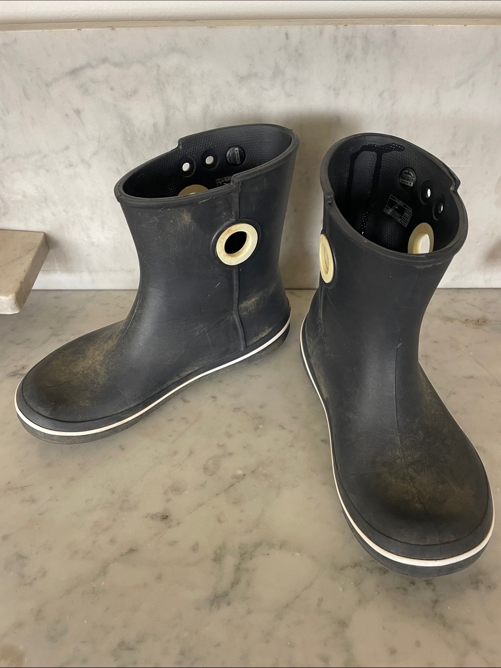 CROCS Black Rain Boots with Cream Trim - Picture 4 of 16